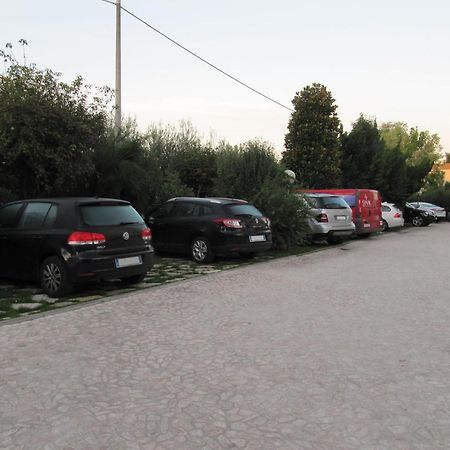 Hotel Country House La Radice Civitanova Marche Extérieur photo
