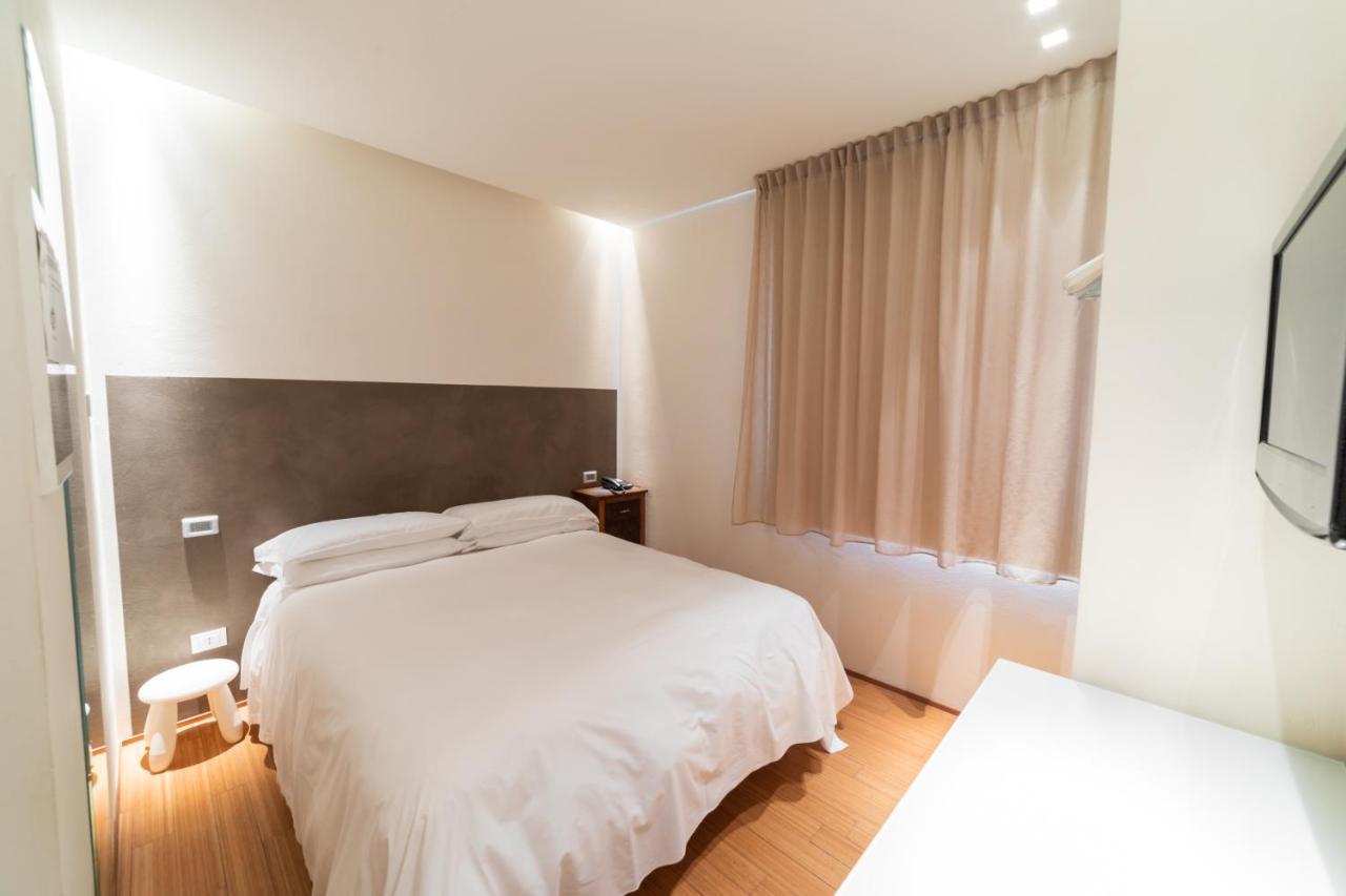 Hotel Country House La Radice Civitanova Marche Chambre photo